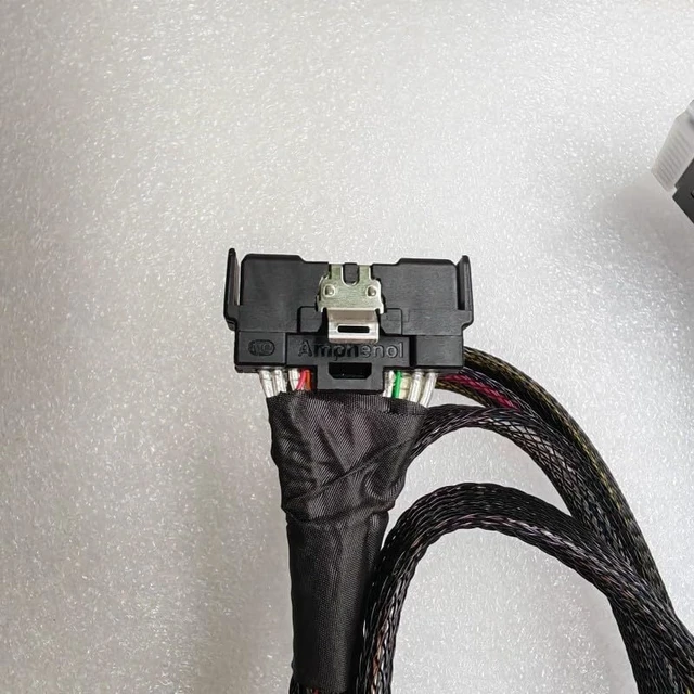 Alt view image 4 of 7 - The 5.0 MCIO 8X to 2 * U.2 (SFF-8639) Large Data Cable is Designed to Split the MCIO 8X (Eight Channel) Connection into Two U.2 (SFP-8639) Power connectors with a Maximum of 4 pins