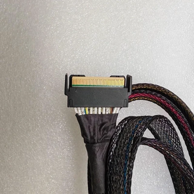 Alt view image 5 of 7 - The 5.0 MCIO 8X to 2 * U.2 (SFF-8639) Large Data Cable is Designed to Split the MCIO 8X (Eight Channel) Connection into Two U.2 (SFP-8639) Power connectors with a Maximum of 4 pins