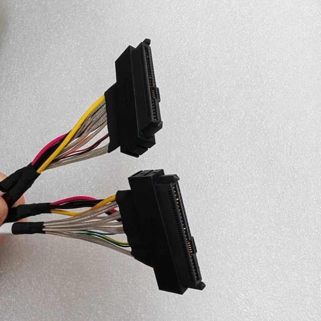 Alt view image 7 of 7 - The 5.0 MCIO 8X to 2 * U.2 (SFF-8639) Large Data Cable is Designed to Split the MCIO 8X (Eight Channel) Connection into Two U.2 (SFP-8639) Power connectors with a Maximum of 4 pins