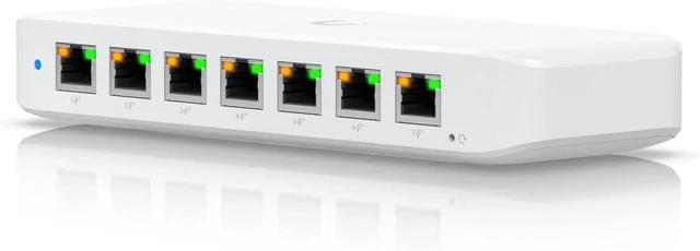 Main image of Ubiquiti - USW-Ultra
