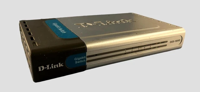 Main image of D-Link DGS-1005D 5-Port 10/100/1000 Gigabit Switch, Desktop