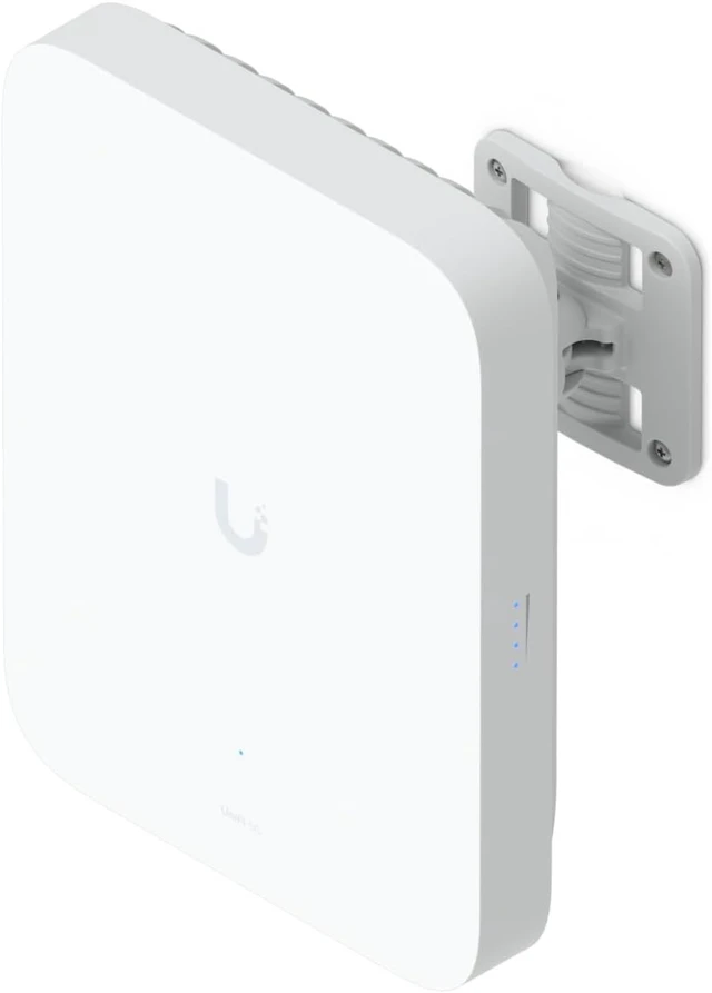 Alt view image 3 of 4 - Ubiquiti UniFi 5G Max Outdoor(U5G-Max-Outdoor)