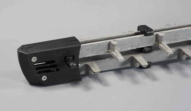 Alt view image 3 of 5 - 698 - 3000 MHz LPDA High Gain Directional Outdoor Antenna
