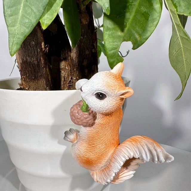 Alt view image 4 of 4 - 2pcs Creative Squirrel Hanging Planter Outdoor Garden Animal Fence Decor Durable Resin Flower Pot Decoration for Yard & Balcony