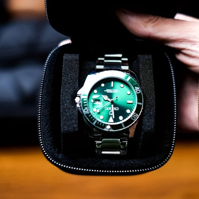 Alt view image 2 of 7 - Single Watch Travel Case Fit Large And Small Watches,With Soft Watch Pillow, Hardshell And Compact Watch Box,Safe watch Storage