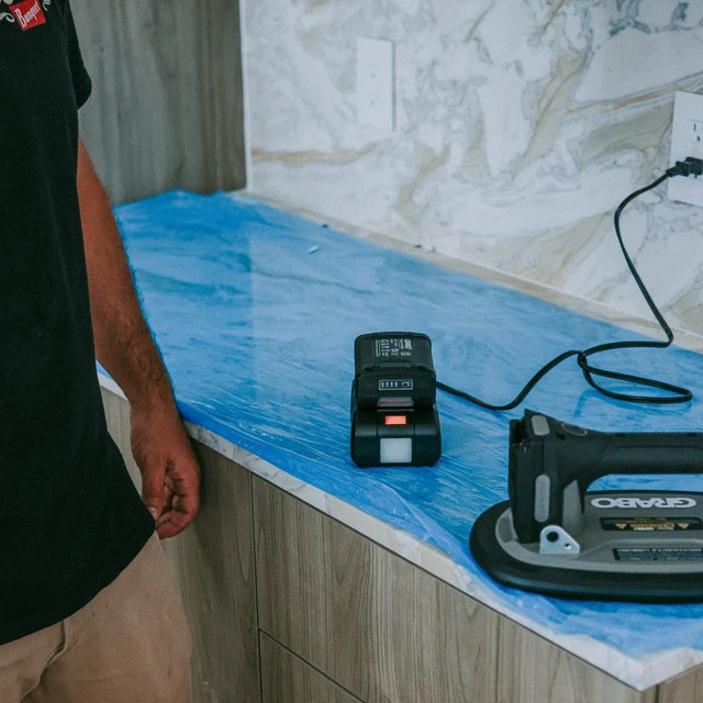 Alt view image 3 of 6 - GRABO Pro Brushless 20V Battery Charger