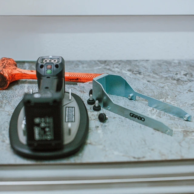 Alt view image 4 of 7 - GRABO Impact Plate Hammer Shield
