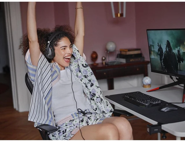 Alt view image 2 of 2 - H3 Hybrid - Closed Acoustic Gaming Headset with Bluetooth - USB-A PC & 3.5mm Console Cable - Dual Microphones - Lightweight - Easy Adjustment - Long Battery Life - Multi-Platform Compatible Black