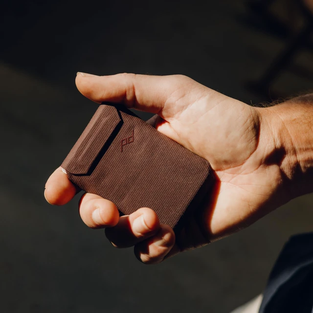 Alt view image 4 of 6 - Mobile Wallet Slim - Sage