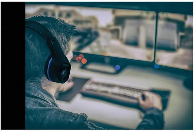 Alt view image 5 of 11 - iLive IAHG19B IAHG19B Gaming Headphones