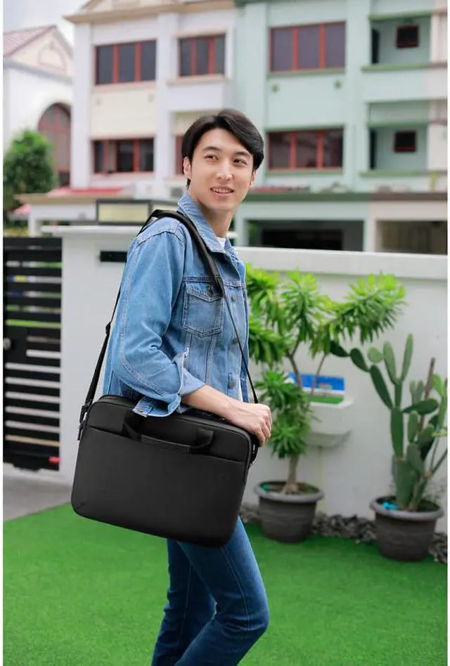 Alt view image 4 of 9 - Dell EcoLoop Pro Carrying Case (Briefcase) for 16" Notebook - Black