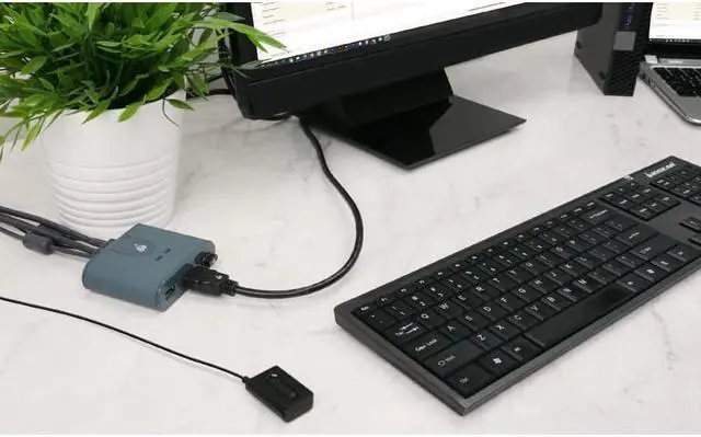 Alt view image 3 of 14 - 2-Port Full HD KVM Switch with