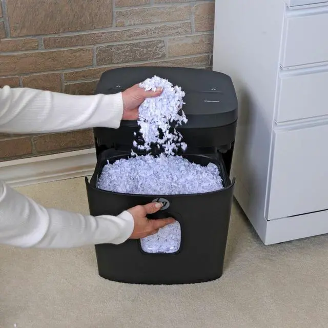 Alt view image 3 of 12 - Royal MC125 Paper Shredder - Micro Cut - 12 Per Pass - for shredding Paper, Staples, Credit Card, Envelope - 8.75" Throat - 5 Minute Run Time - 40 Minute Cool Down Time - 5 gal Wastebin Capacity