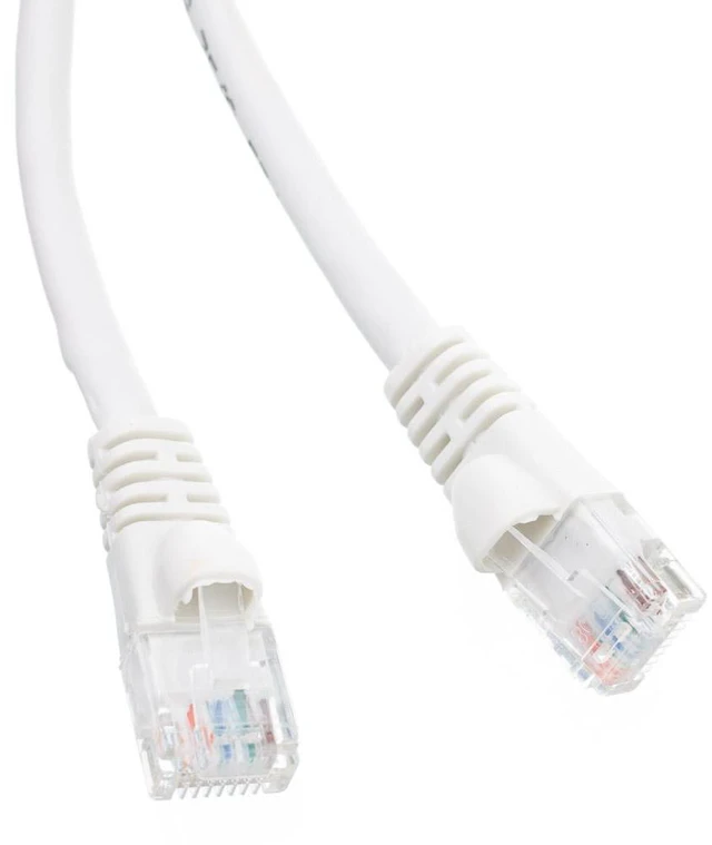 Main image of CableWholesale 10X6-09110 Cat5e White Ethernet Patch Cable Snagless Molded Boot 10 foot