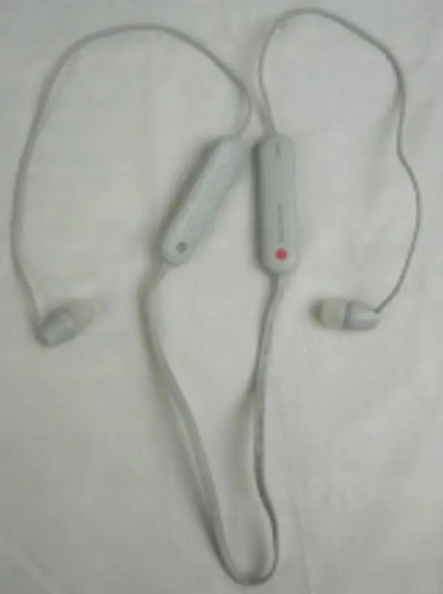 Alt view image 8 of 17 - Sony WI-C100 Wireless In-Ear Headphones - White