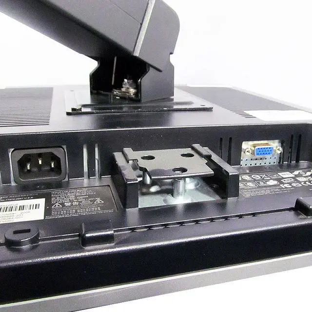 Alt view image 2 of 2 - HP L1906 1280 x 1024 Resolution 19" LCD Flat Panel Computer Monitor Display