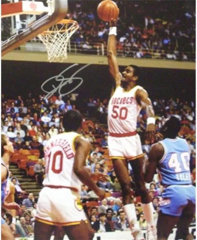 Main image of Ralph Sampson signed Houston Rockets 16x20 Photo