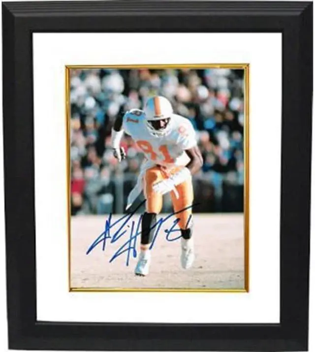 Alt view image 2 of 2 - Athlon CTBL-BW1730 Alvin Harper Signed Tennessee Vols 8 x 10 Photo Custom Framed
