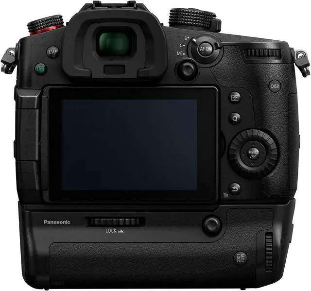 Alt view image 18 of 20 - Panasonic LUMIX GH5 II Camera with Leica 12-60mm f/2.8-4.0 Lens #DC-GH5M2LK
