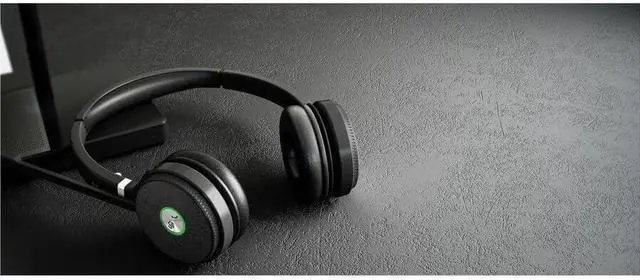 Alt view image 3 of 7 - Yealink WH62 Headset