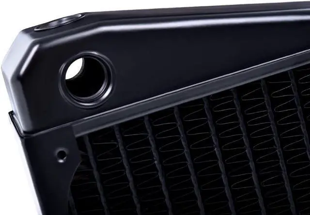 Alt view image 13 of 15 - Alphacool NexXxos XT45 Full Copper X-Flow Radiator 120, 120mm x 1, Single Fan, Black
