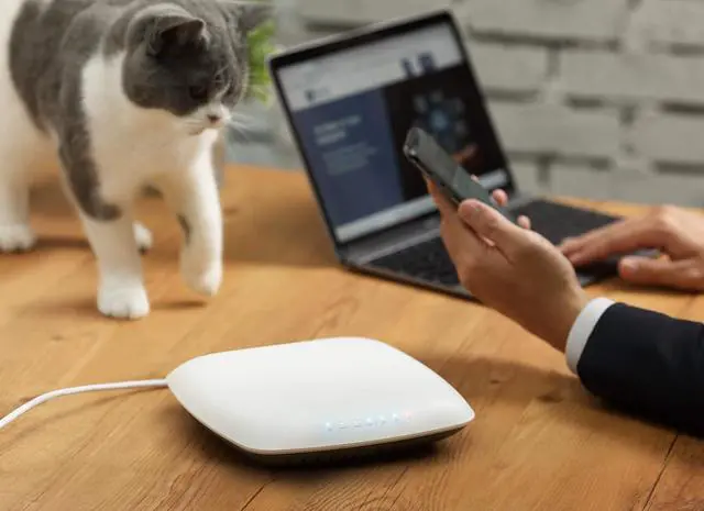 Alt view image 3 of 7 - Plasma Cloud PA2200 Universal Tri-Band MU-MIMO 802.11ac Wave 2 Cloud-Managed Mesh WiFi Access Point