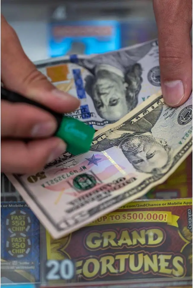 Alt view image 4 of 5 - Dri-Mark Counterfeit Money Detection System US dollar 351UV6