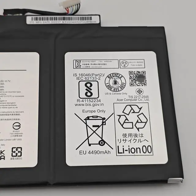 Alt view image 4 of 5 - New 7.6V AP16B4J KT.00204.003 Battery for Acer Switch Alpha 12 SA5-271-75UX