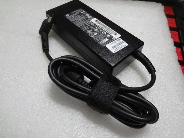 Alt view image 4 of 5 - Genuine Slim 135W F HP 19.5V 6.92A 741344-001 740707-001 TPC-DA59 AC Adapter