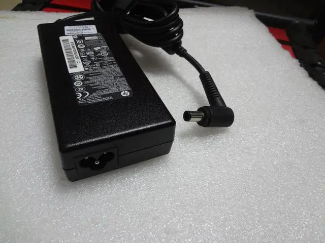 Alt view image 2 of 5 - Genuine Slim 135W F HP 19.5V 6.92A 741344-001 740707-001 TPC-DA59 AC Adapter