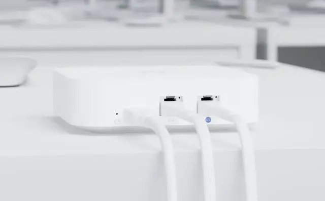 Alt view image 3 of 3 - Ubiquiti Networks UniFi Express (UX-US)