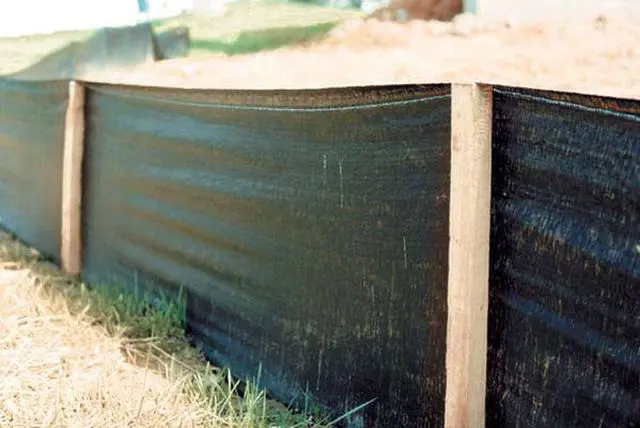 Alt view image 8 of 12 - ZORO SELECT 31900700 3 ft H x 100 ft L Silt Fence, 11 Stakes, Polypropylene,