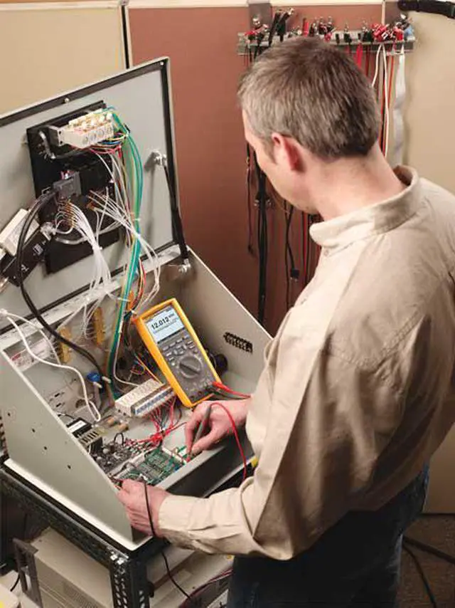 Alt view image 7 of 10 - FLUKE FLUKE-287 Digital Multimeter, 1,000 V Max DC, 0 V Max AC, TRMS, 50,000