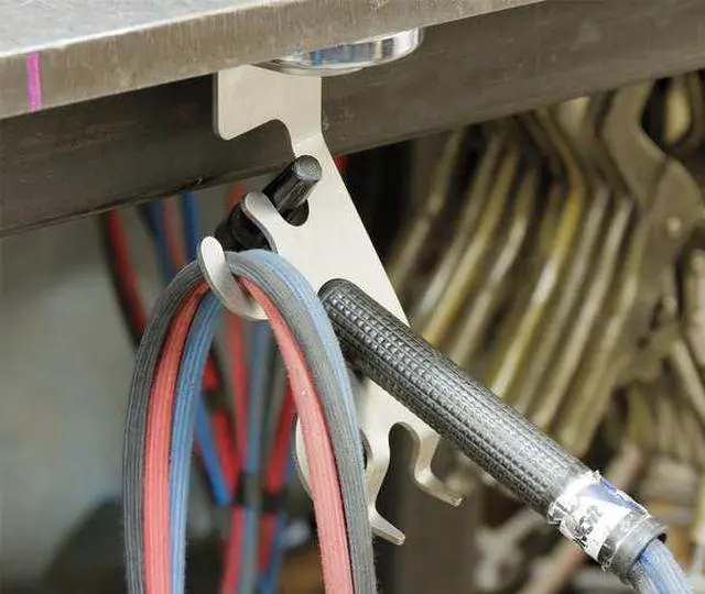 Alt view image 4 of 5 - MAG-MATE WTHT01 TIG Magnetic Holder, 2-5/8 in.