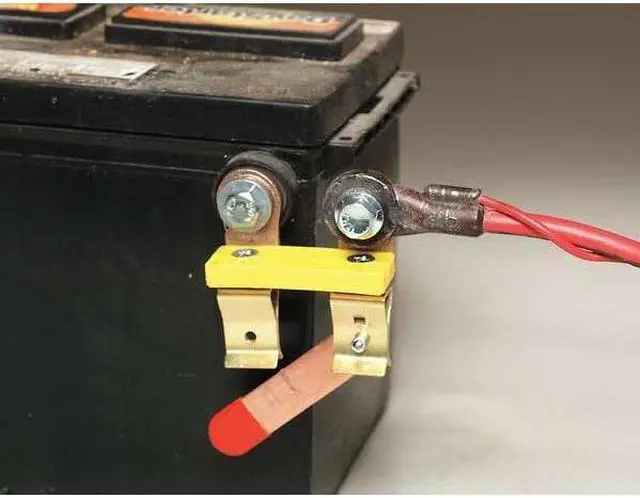 Alt view image 7 of 10 - BATTERY DOCTOR 20128 Knife Switch (Side Terminal)