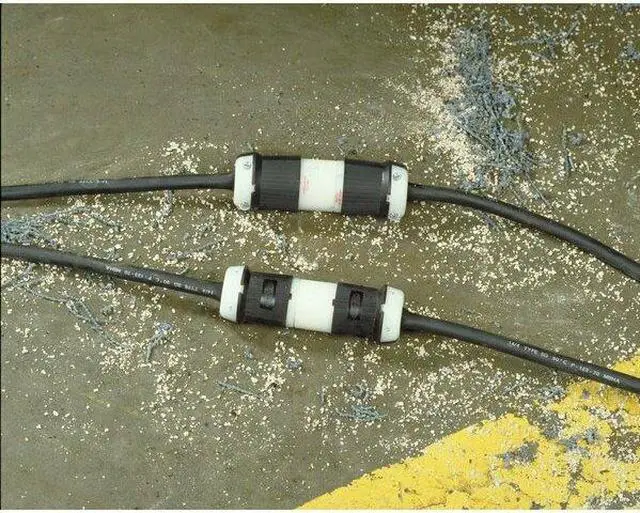 Alt view image 5 of 7 - HUBBELL WIRING DEVICE-KELLEMS HBL2731 Locking Plug, L16-30P, 30 A, 480V AC,