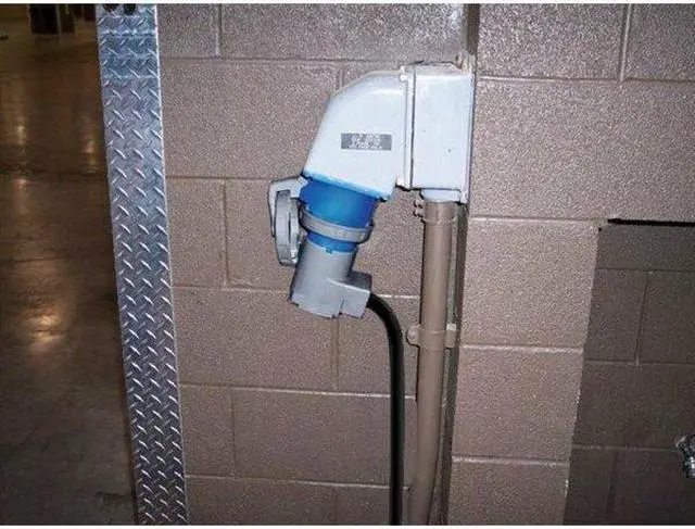 Alt view image 6 of 6 - Hubbell Wiring Device-Kellems IEC Pin and Sleeve Receptacle,60A,208V HBL560R9W