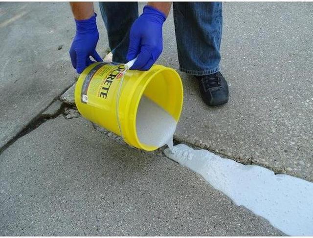 Alt view image 3 of 4 - ABATRON ACKR Light Gray Concrete Repair Compound, Abocrete Series, Gray, 40 lb,