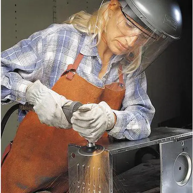 Main image of 3M 50440 Depressed Center Wheels, Type 27, 4 1/2 in Dia, 0.125 in Thick, 7/8 in