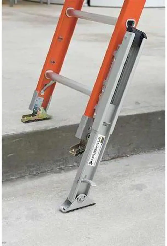Main image of LOUISVILLE LP-2220-01 Ladder Leveler,Aluminum,375 lb.