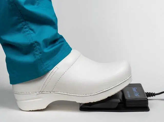 Alt view image 2 of 4 - Kinesis JSB Triple Pedal with Extra Jack Joy Stick Buttons 1-4 FS32AJ-JSB