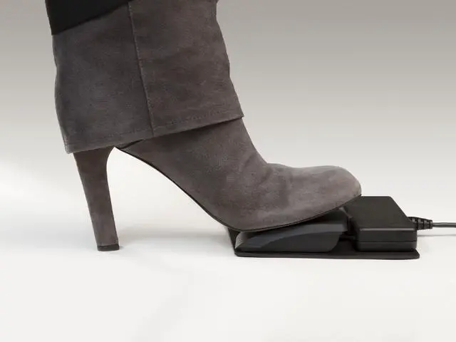 Alt view image 4 of 4 - Kinesis JSB Triple Pedal with Extra Jack Joy Stick Buttons 1-4 FS32AJ-JSB