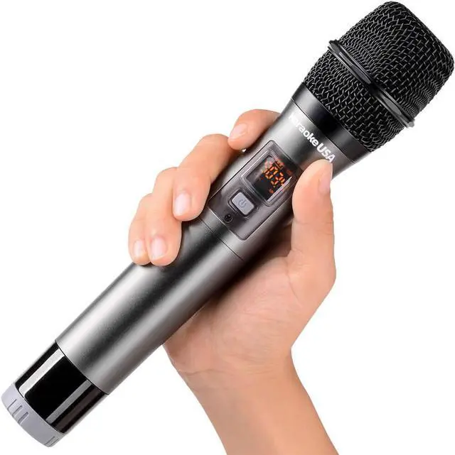 Alt view image 5 of 8 - Karaoke USA WM900 WM900 900MHz UHF Wireless Handheld Microphone