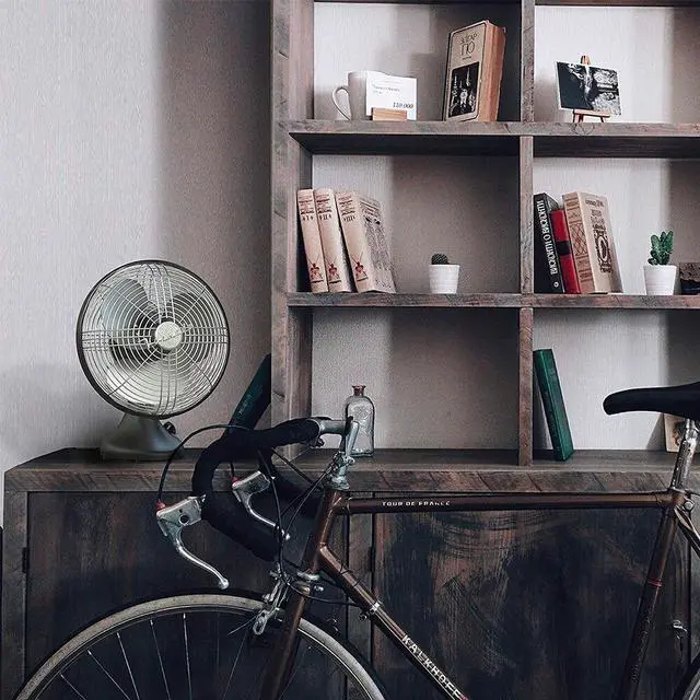 Alt view image 4 of 4 - Vornado SILVERSWANBK Silver Swan S Small Room Oscillating Fan