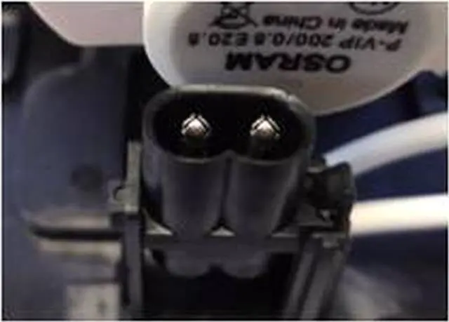 Alt view image 3 of 3 - SmartBoard SBX880i4  Genuine Compatible Replacement Projector Lamp . Includes New P-VIP 200W Bulb and Housing