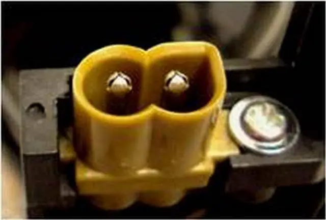 Alt view image 3 of 3 - Panasonic PT-AE3000E  OEM Replacement Projector Lamp . Includes New Philips UHM 165W Bulb and Housing