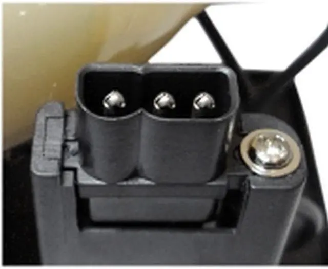 Alt view image 2 of 3 - Mitsubishi FL6700U  OEM Replacement Projector Lamp . Includes New Ushio SHP 275W Bulb and Housing