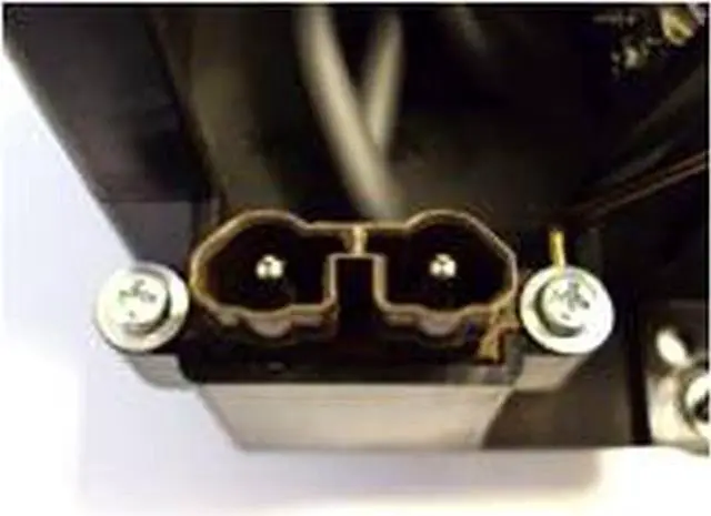 Alt view image 3 of 3 - Mitsubishi WD62526  OEM Replacement Projection TV Lamp. Includes New Philips UHP 120W Bulb and Housing