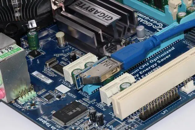 Alt view image 6 of 6 - Amify USB 3.0 PCI-E 1x to 4 Ports Card 5.25" Floppy Bay Front Panel USB3.0 Hub Splitter Internal Combo Bracket Adapter for PC Desktop