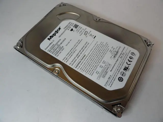 Main image of Maxtor 80GB SATA 7200rpm 3.5in HDD ( 9DS111-329 STM380215AS  Maxtor )